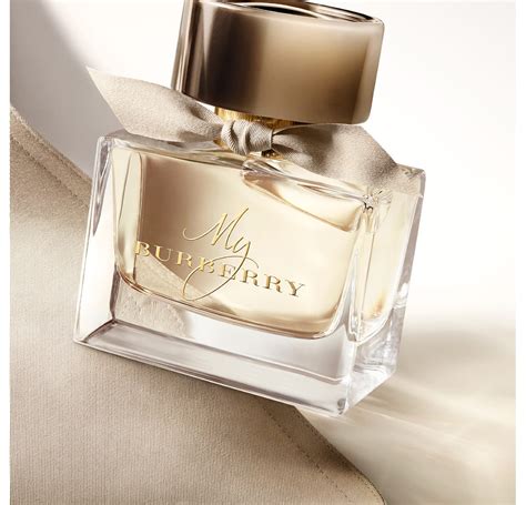 burberry profumo floreale bianco|Burberry Women di Burberry da donna .